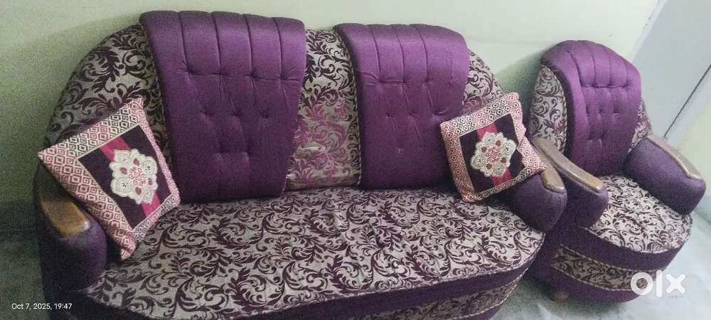 Sovt  colour full sofa