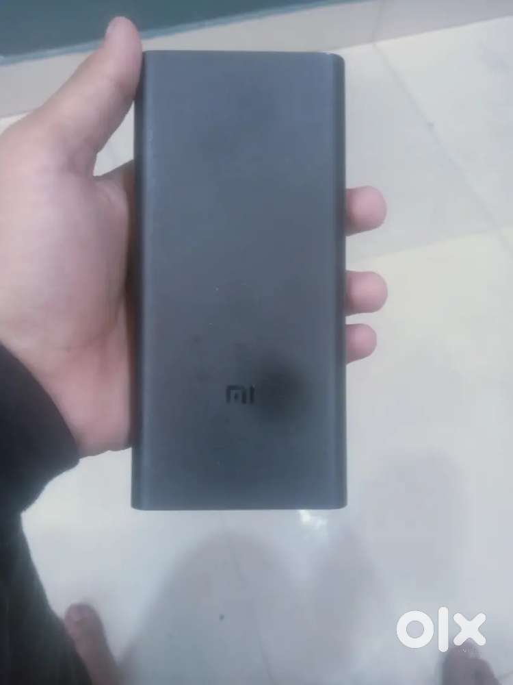 Good condition power bank 20 hazar W power bank