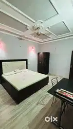Two seater PG room with food for girls in  phase 2 sector 54 mohali