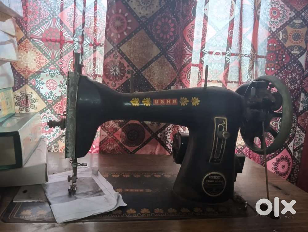 Sewing machine USHA