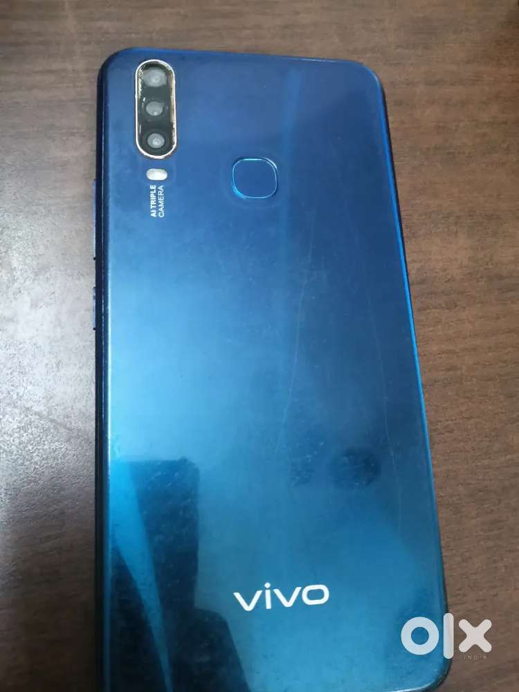 Vivo y15 smart phone