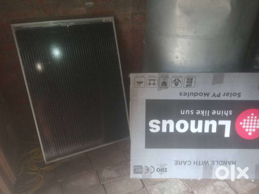 This pnel sell price 5000and one month purana hai 25 year warranty ha.