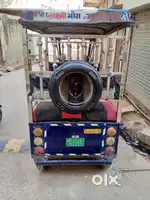 Battery rickshaw