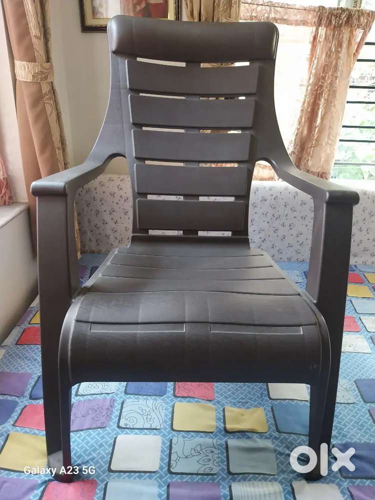 Easy chair