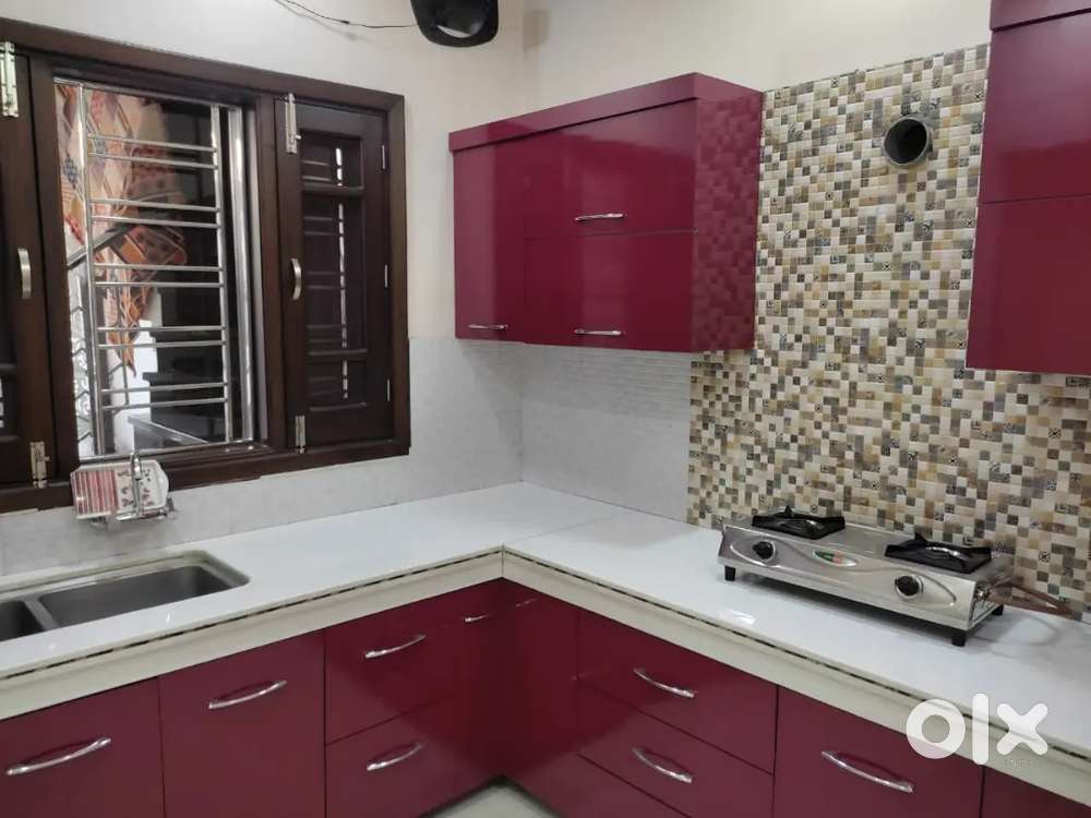 Fully furnished floor