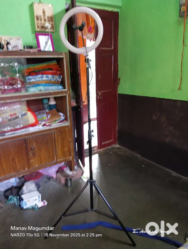 Artitech Ring light with tripod