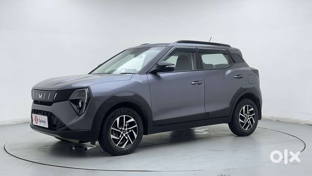 Mahindra XUV 3XO AX5L 1.2 Petrol AT, 2024, Petrol