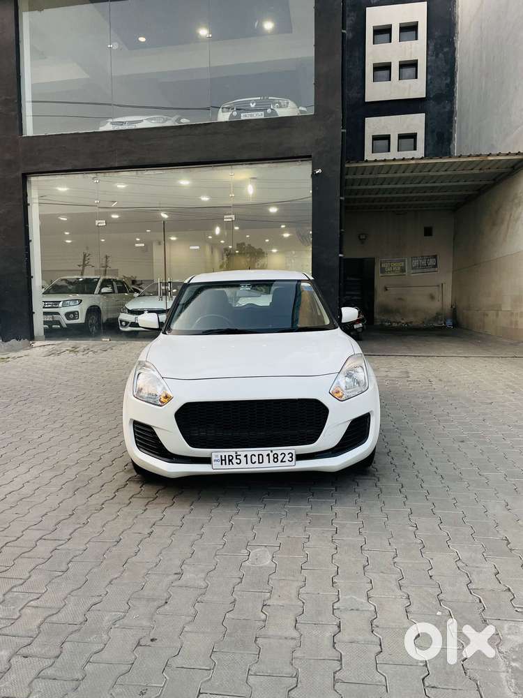 Maruti Suzuki Swift LXI Option, 2021, Petrol