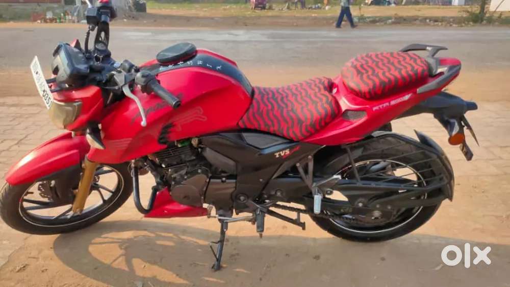 TVS APACHE RTR 200 4V