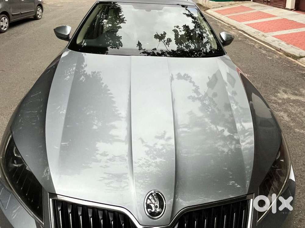 Skoda Superb 2.0 TSI AT L&K, 2018, Petrol