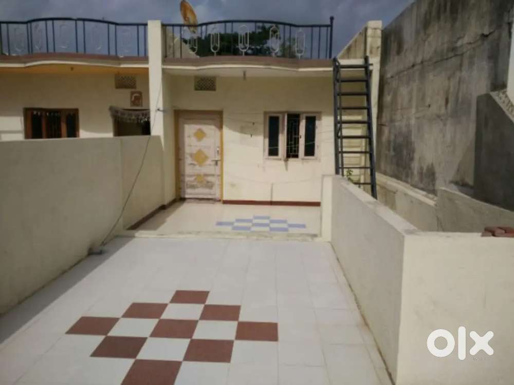 1 RK on rent મકાન ભાડે આપવાનુ છે