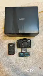 Fujifilm Fuji X-T20 24.3MP Mirrorless Digital Camera Silver Used