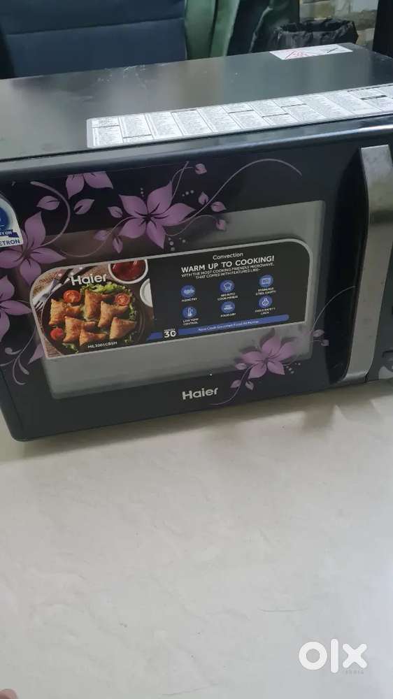 Haier microwave like new