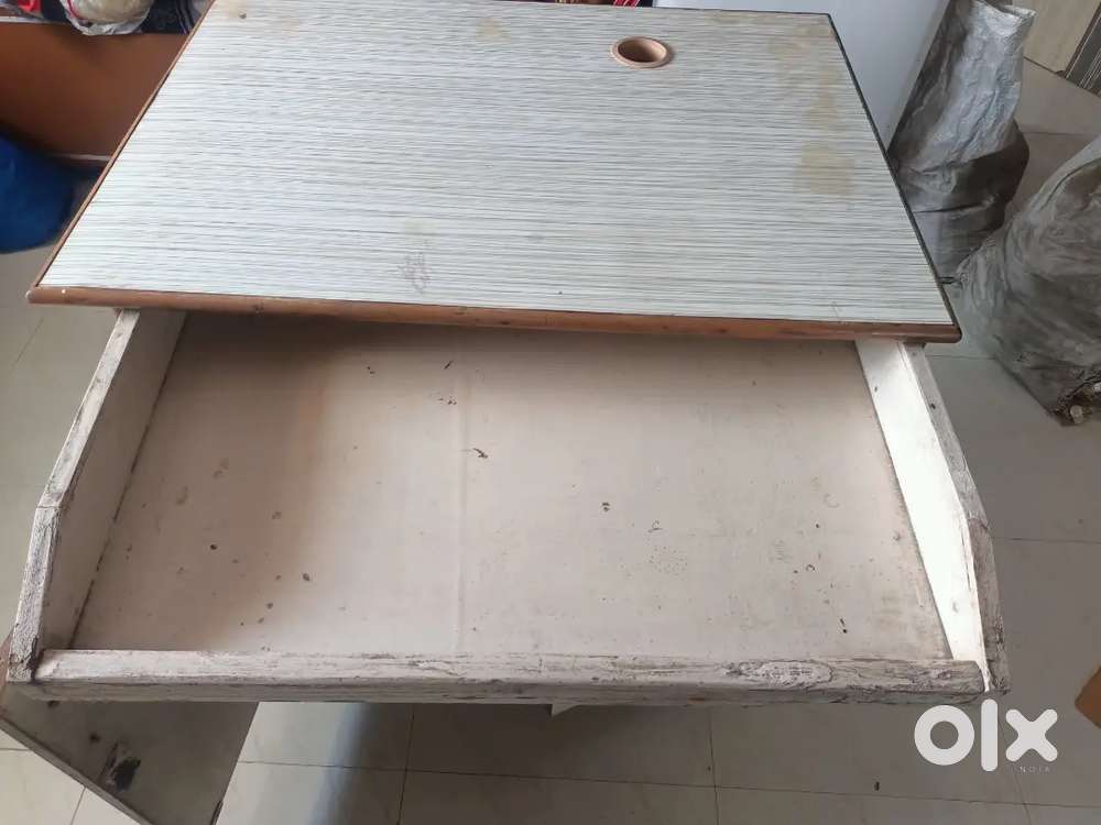 Computer table or study table