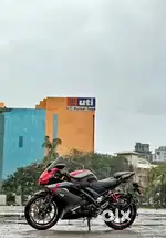 YAMAHA R15 V3