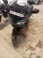 R15 बाइक बेचना है