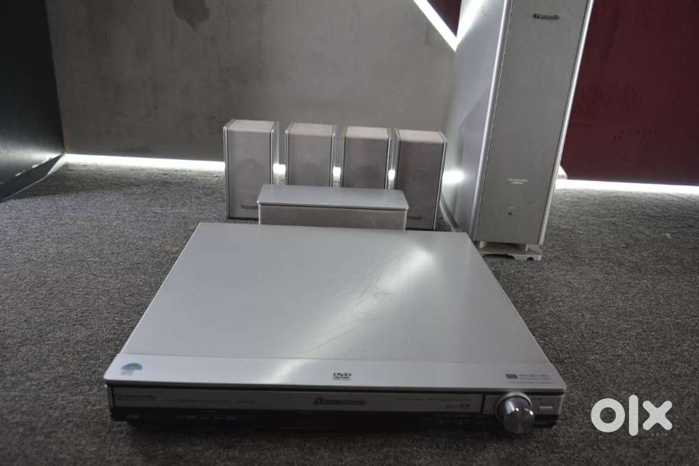 Panasonic dvd player with 5.1 speakers