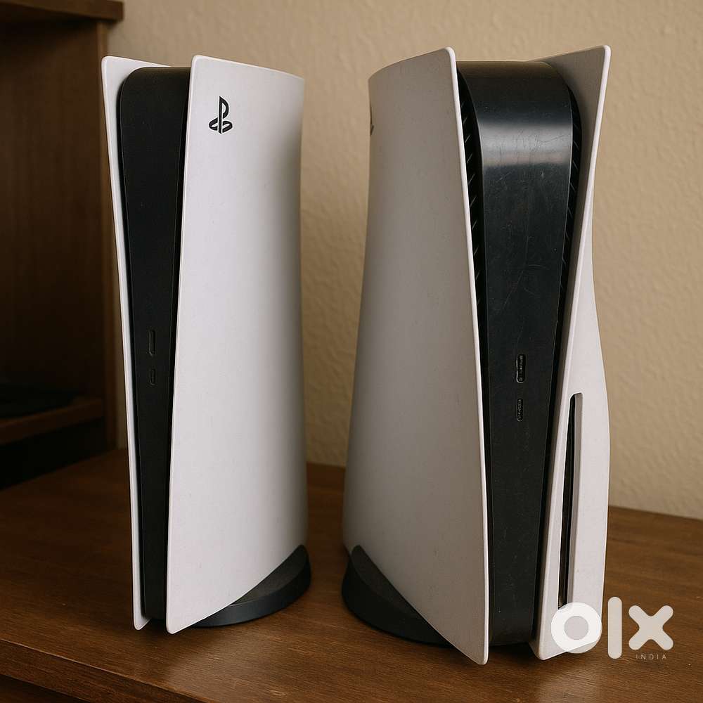 Sony PS5 Slim and disc