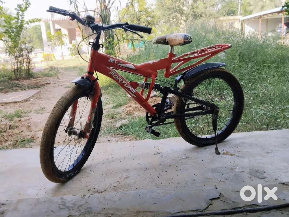 Good condition Bycycle for child between 7 to 10 years old.