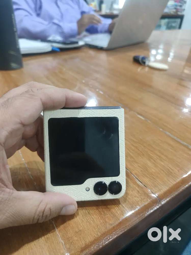 Samsung Z Flip 5