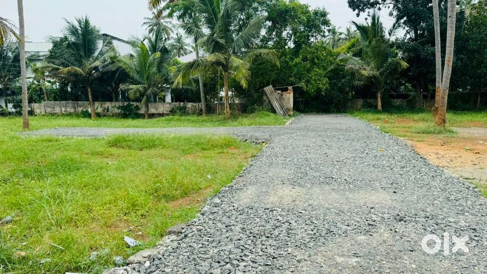 4 cent plot for sale at chettupuzha.