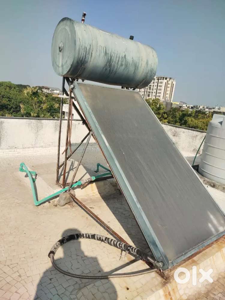 Solar water geezer