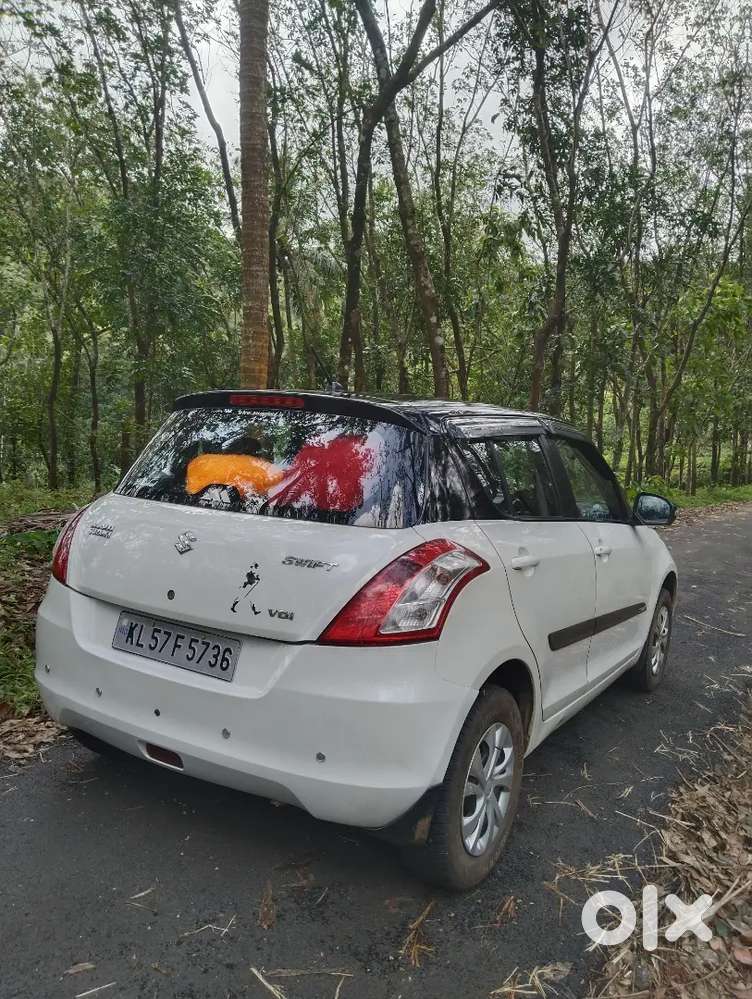 Maruti Suzuki Swift 2012 Diesel 94882 Km Driven