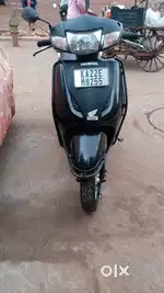 Want to sell activa HET 3g model good condition New battery & tyres.