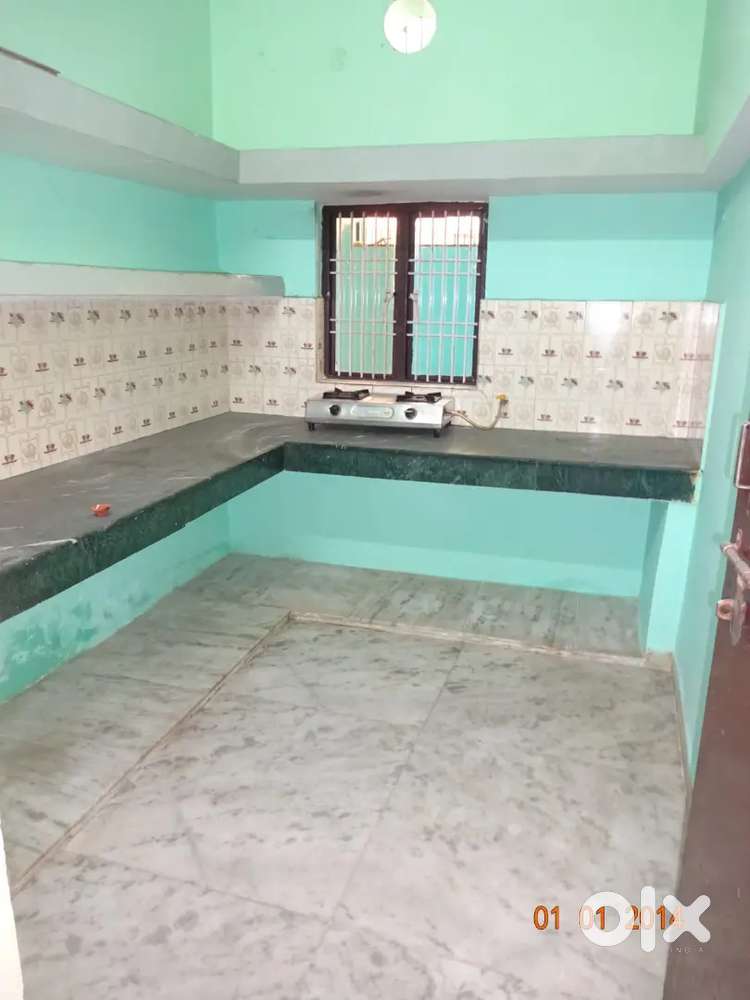 Zero Brokerage 2BHK in Sector 15B Awas Vikas