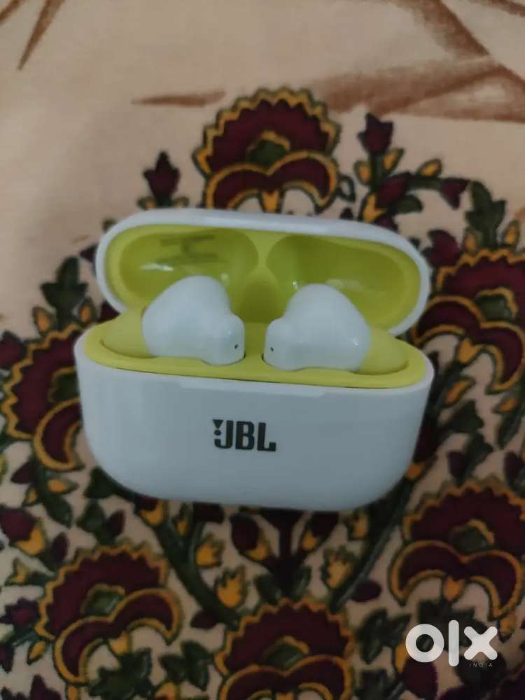 Earbuds for sell