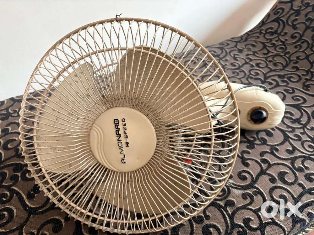 Almonard wall mount fan