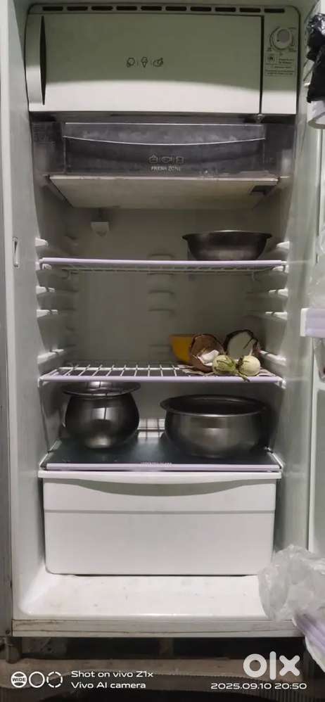 Selling refrigerator