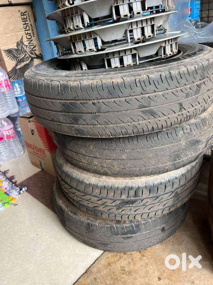 13 size tyres with disc and wheel cover
