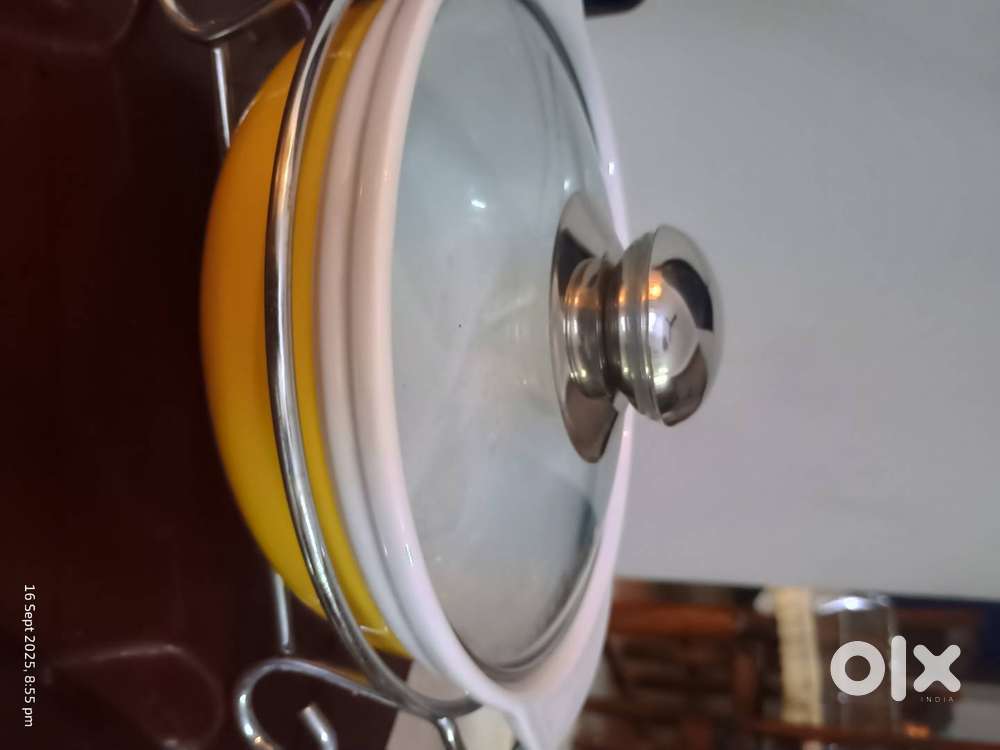Brand new beautiful ceramic dinner sets, glassware, Borosil sets sale