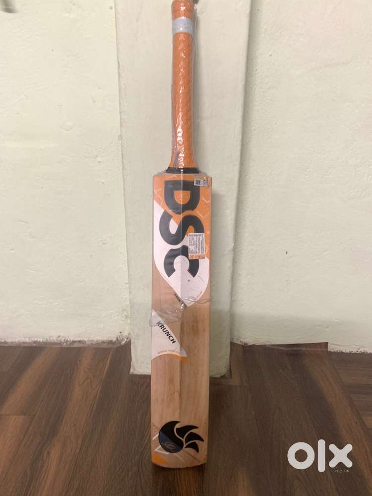 Cricket bat