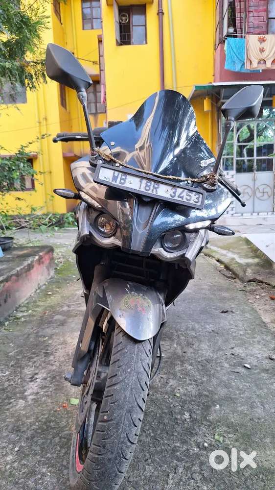 Bajaj Rs200 2017 model same as new with modified