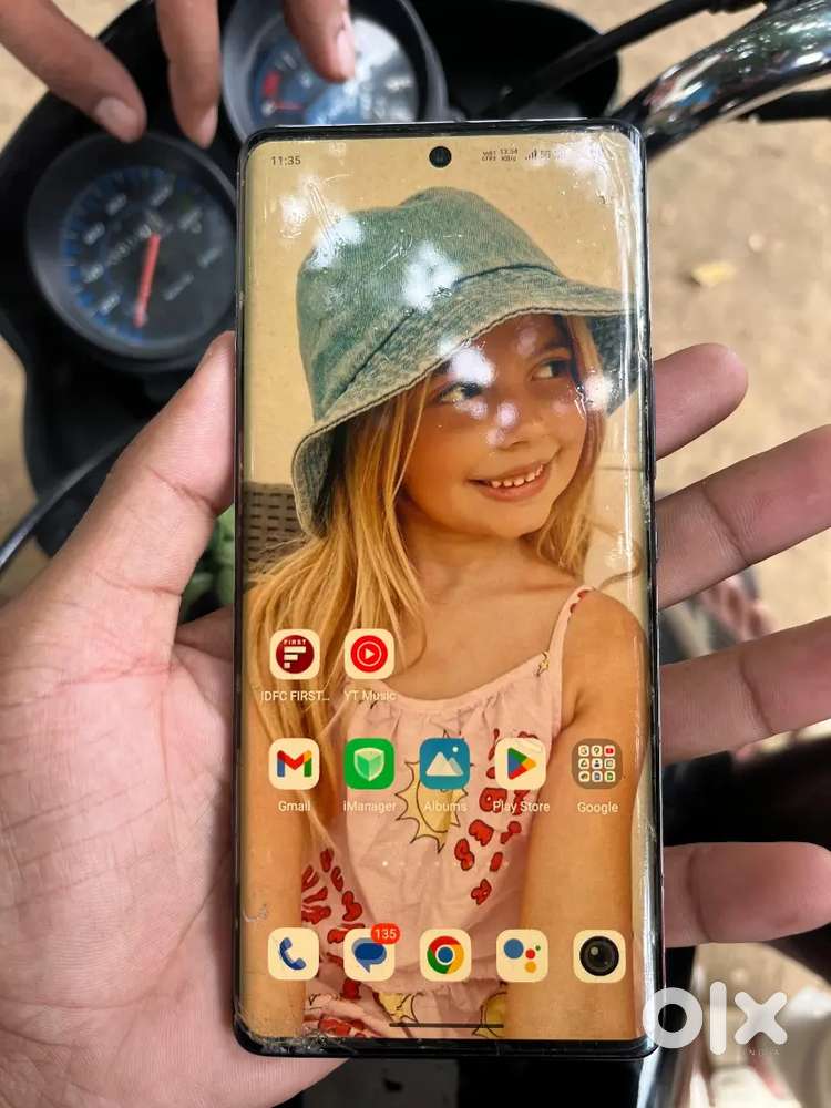 Vivo v27 pro 8GB/128GB