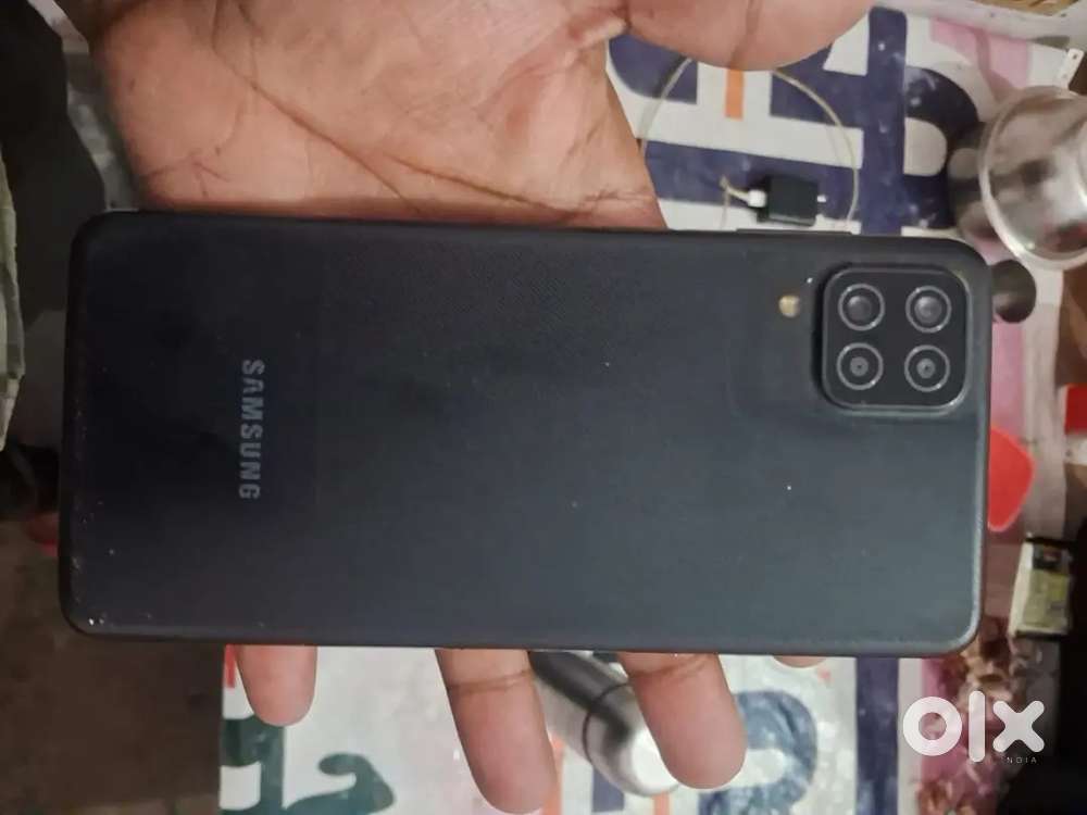 Samsung A12