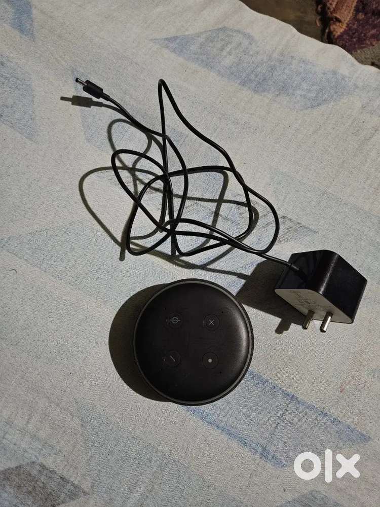 Selling aa superb mint condition Bluetooth and wire system speaker