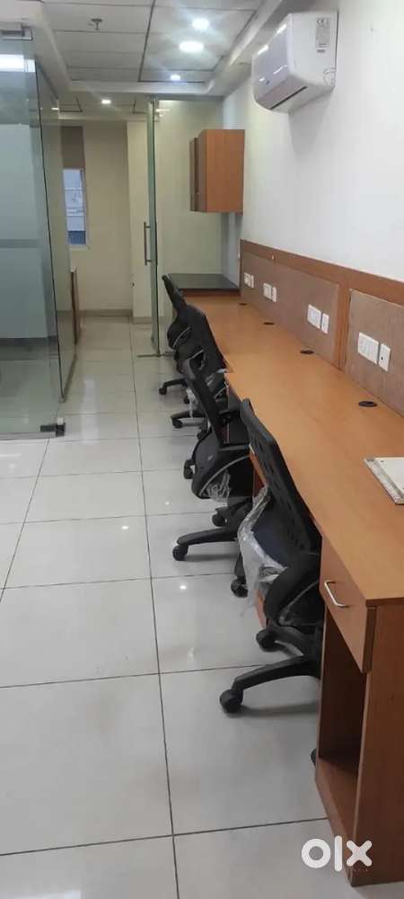 10+Sitting Fully Furnished Office (CCC)