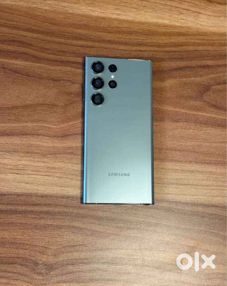 Selling my 6 month old Samsung s23ultra Green colour need urgent money