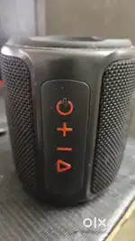 Boat Stone 352 Bluetooth Speaker