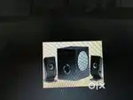 Creative speaker set with woofer