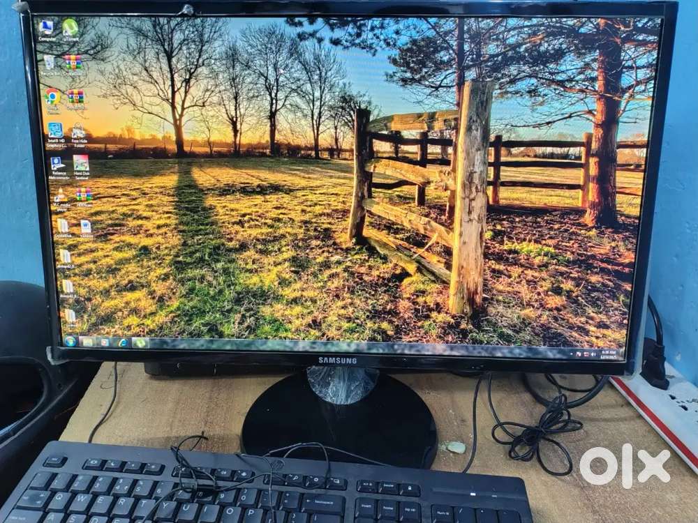 SAMSUNG 24 inch FHD LED Monitor