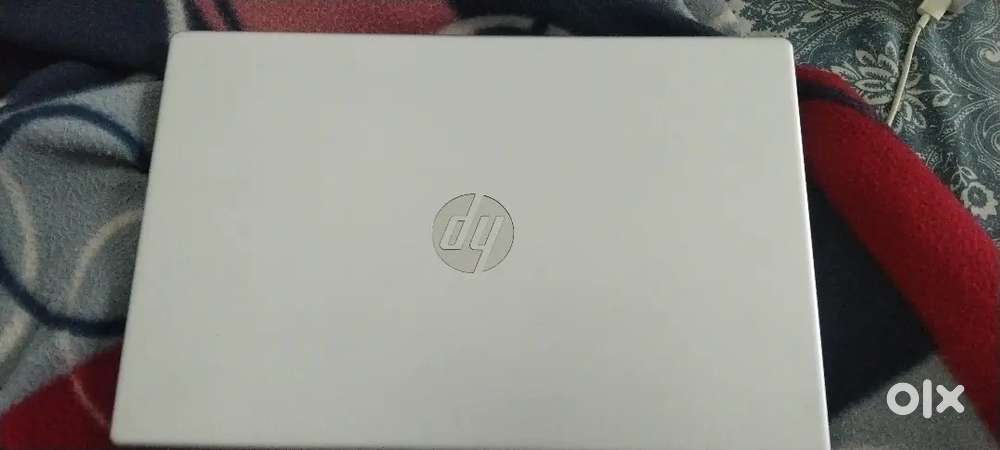 Hp ryzen3 1 year old very good condition utrjent sale