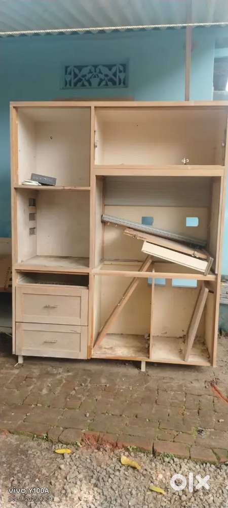 plywood cupboard for Sale, Maradu Koch.