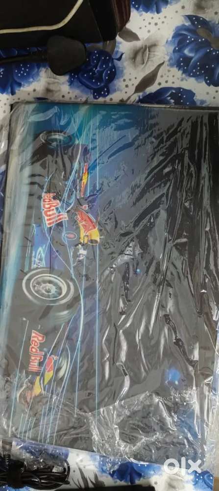 Samsung laptop i3 6 generation 4 ram 500