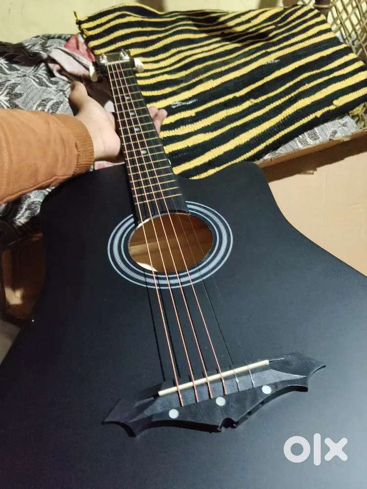 INT-38C-BK Acoustic Guitar Linden Wood
