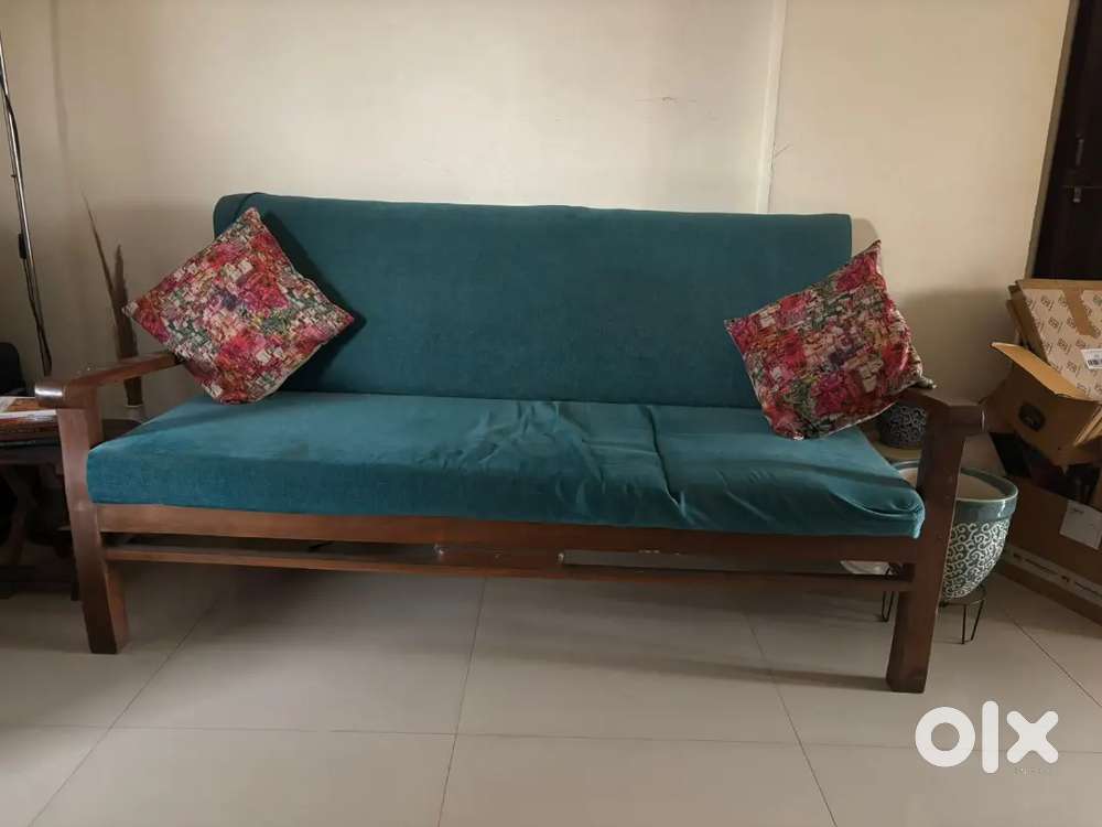 Solid wood, 3-seater SOFA