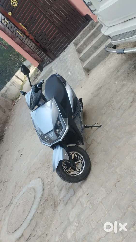Government employ mera transfer ho gya h is liye sell kar raha hu